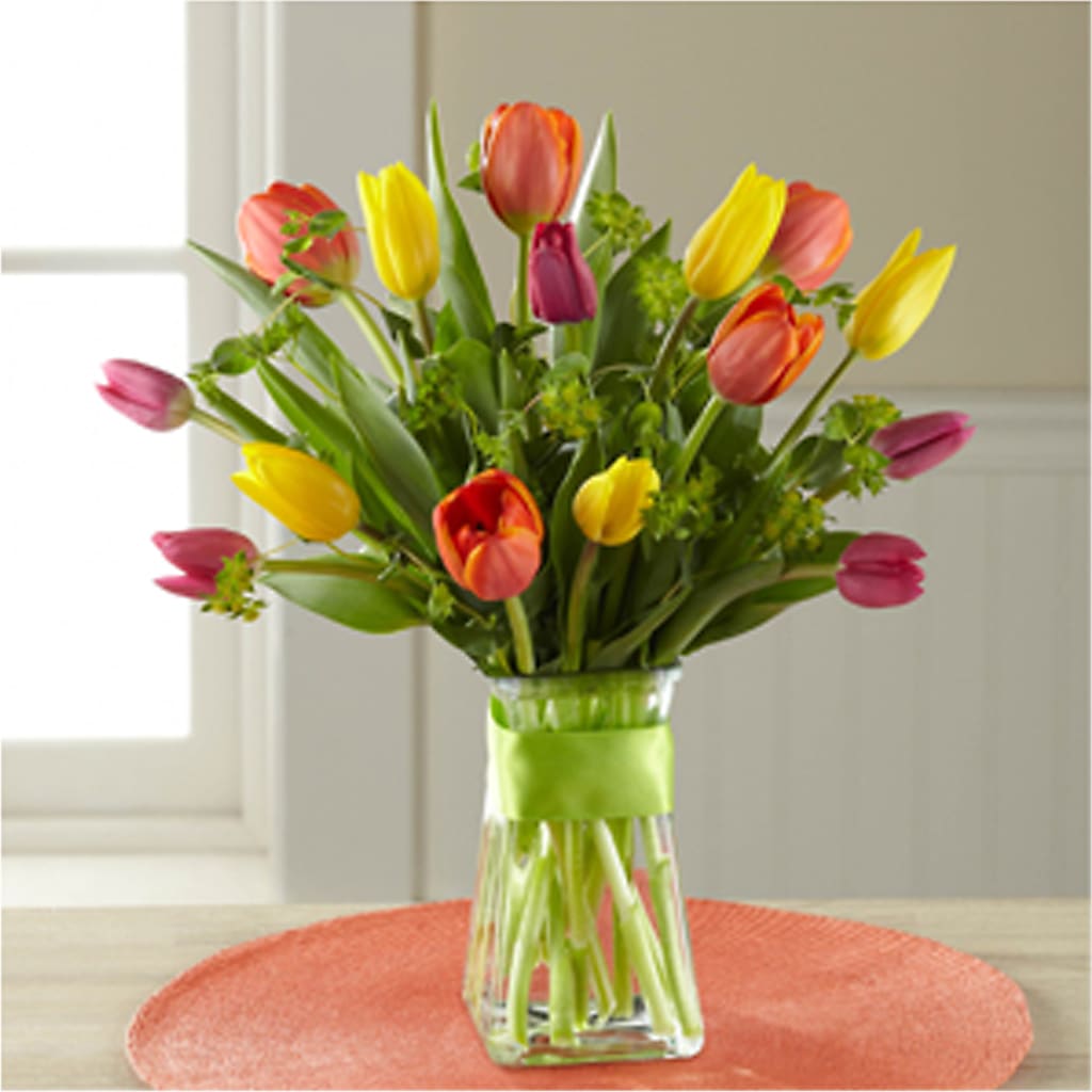 Sunlit Treasures Bouquet – Oliverios Florist, Bridgeport WV
