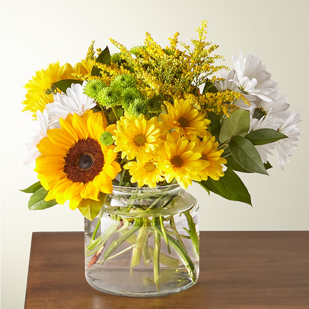 Hello Sunshine Bouquet – Oliverios Florist, Bridgeport WV