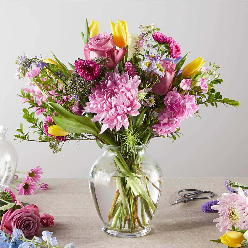Pastel Tradition - A Florist Original – Oliverios Florist, Bridgeport WV
