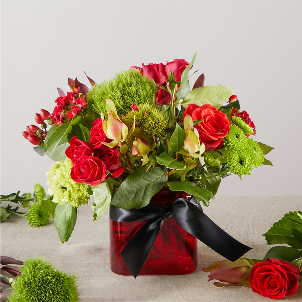 Heritage Kindle – A Florist Original – Oliverios Florist, Bridgeport WV