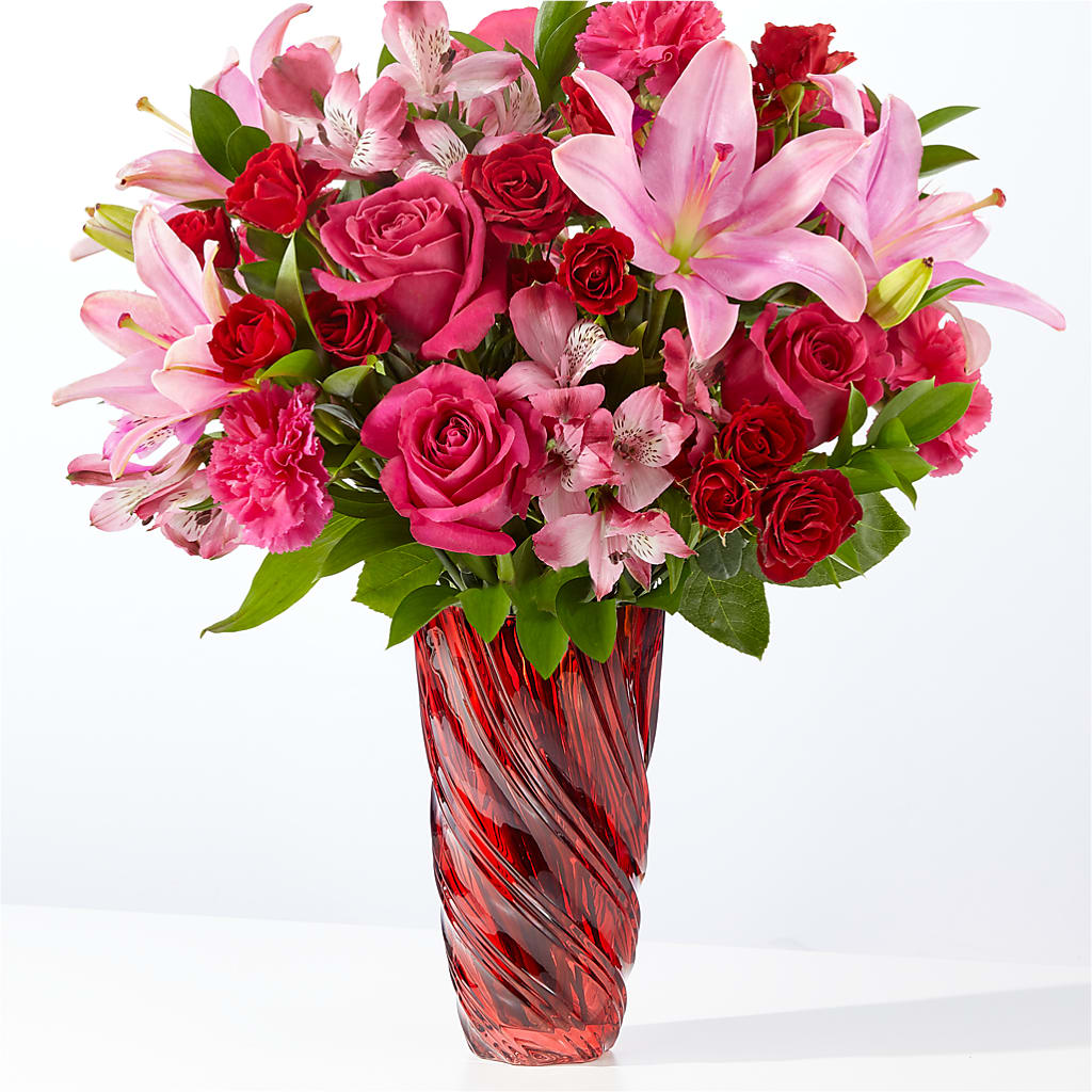 In Love Bouquet with Luxe Swirl Vase – Oliverios Florist, Bridgeport WV