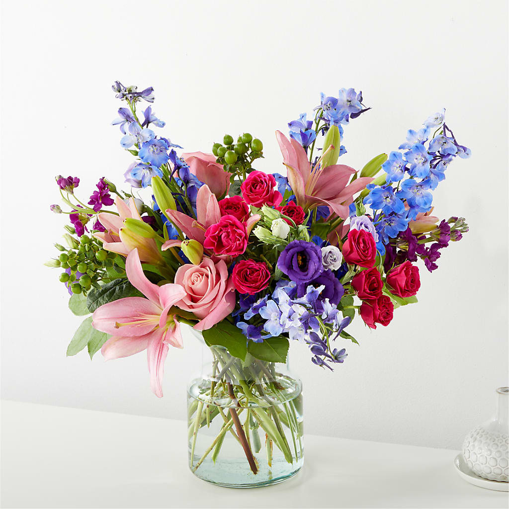 Breezy Meadows Bouquet – Oliverios Florist, Bridgeport WV