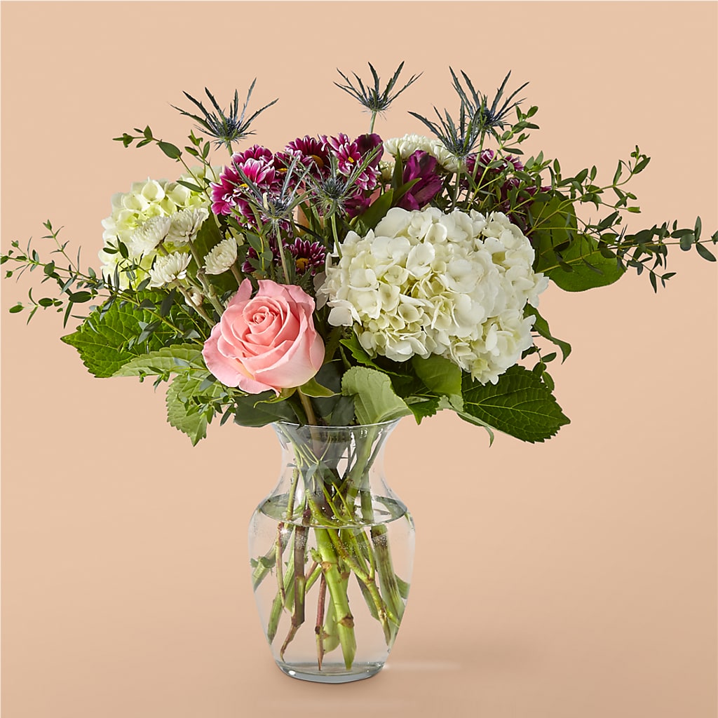 Parlour Bouquet – Oliverios Florist, Bridgeport WV