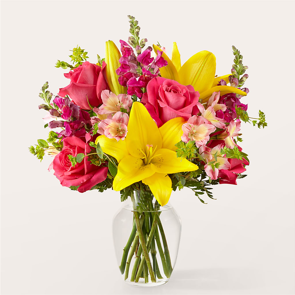 Lovely Day Bouquet – Oliverios Florist, Bridgeport WV