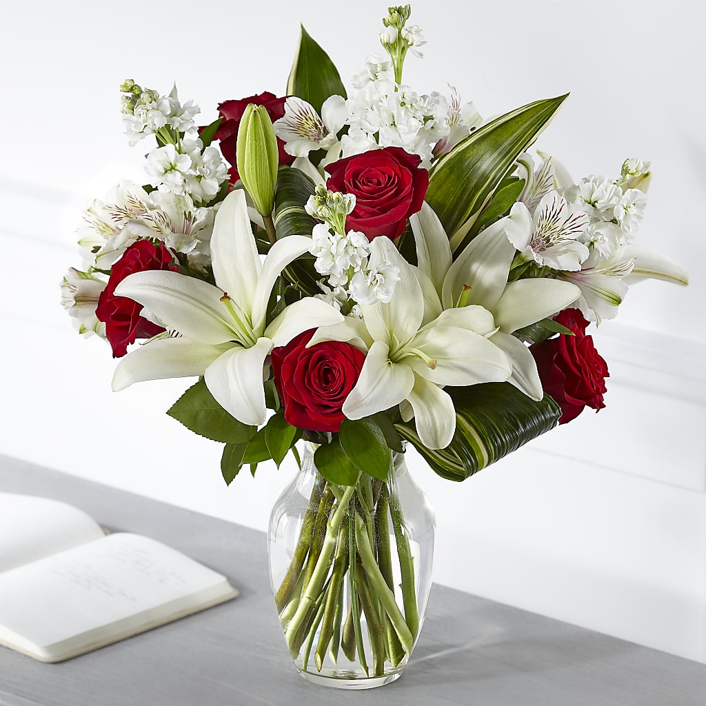 Loving Respect Bouquet – Oliverios Florist, Bridgeport WV