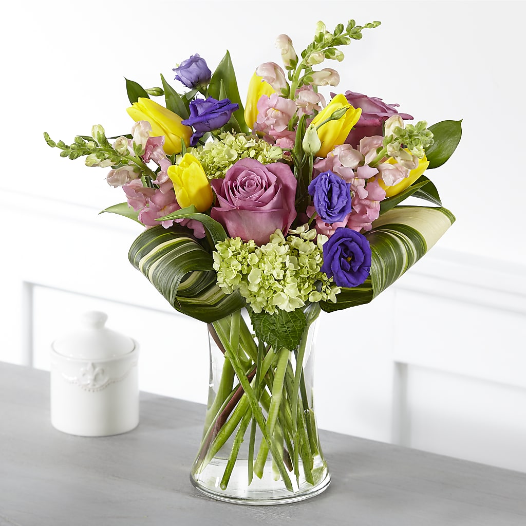 Wondrous Memories Bouquet – Oliverios Florist, Bridgeport WV