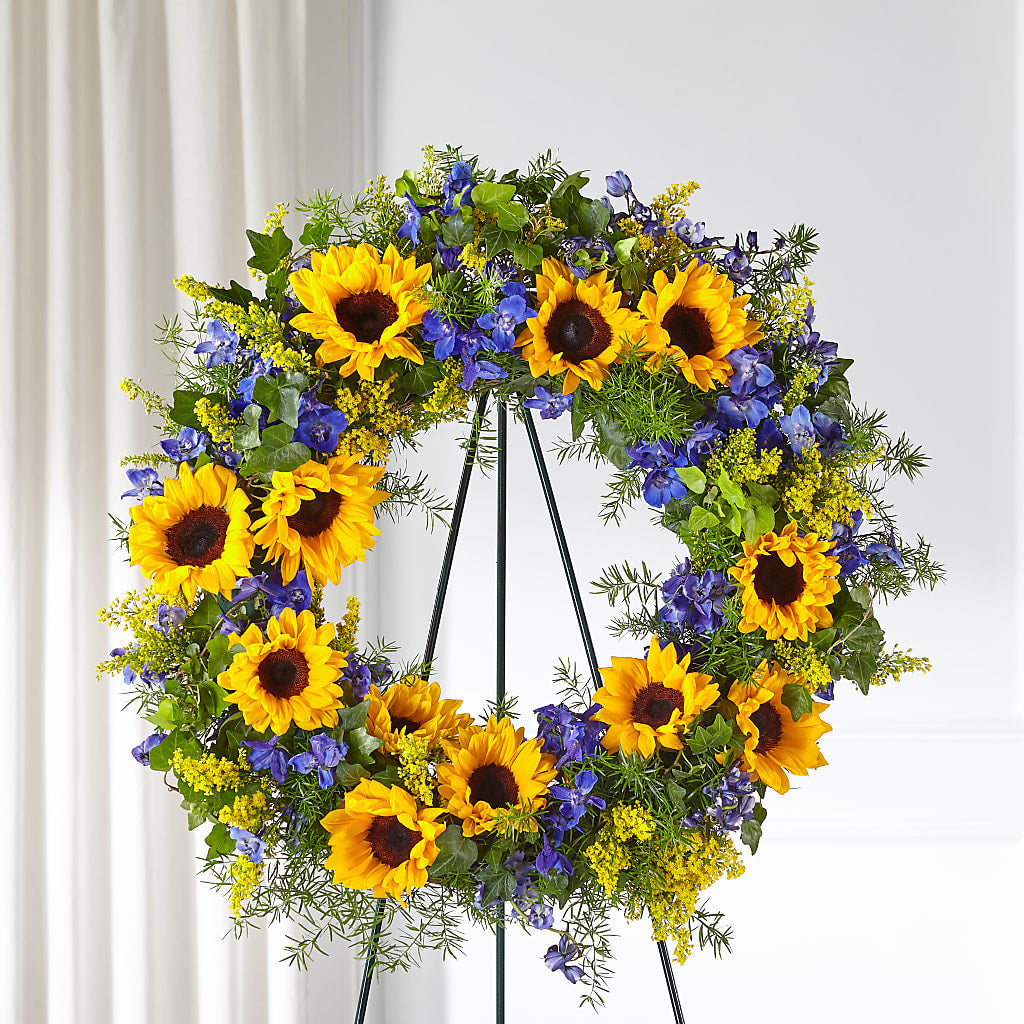 Bright Rays Wreath – Oliverios Florist, Bridgeport WV