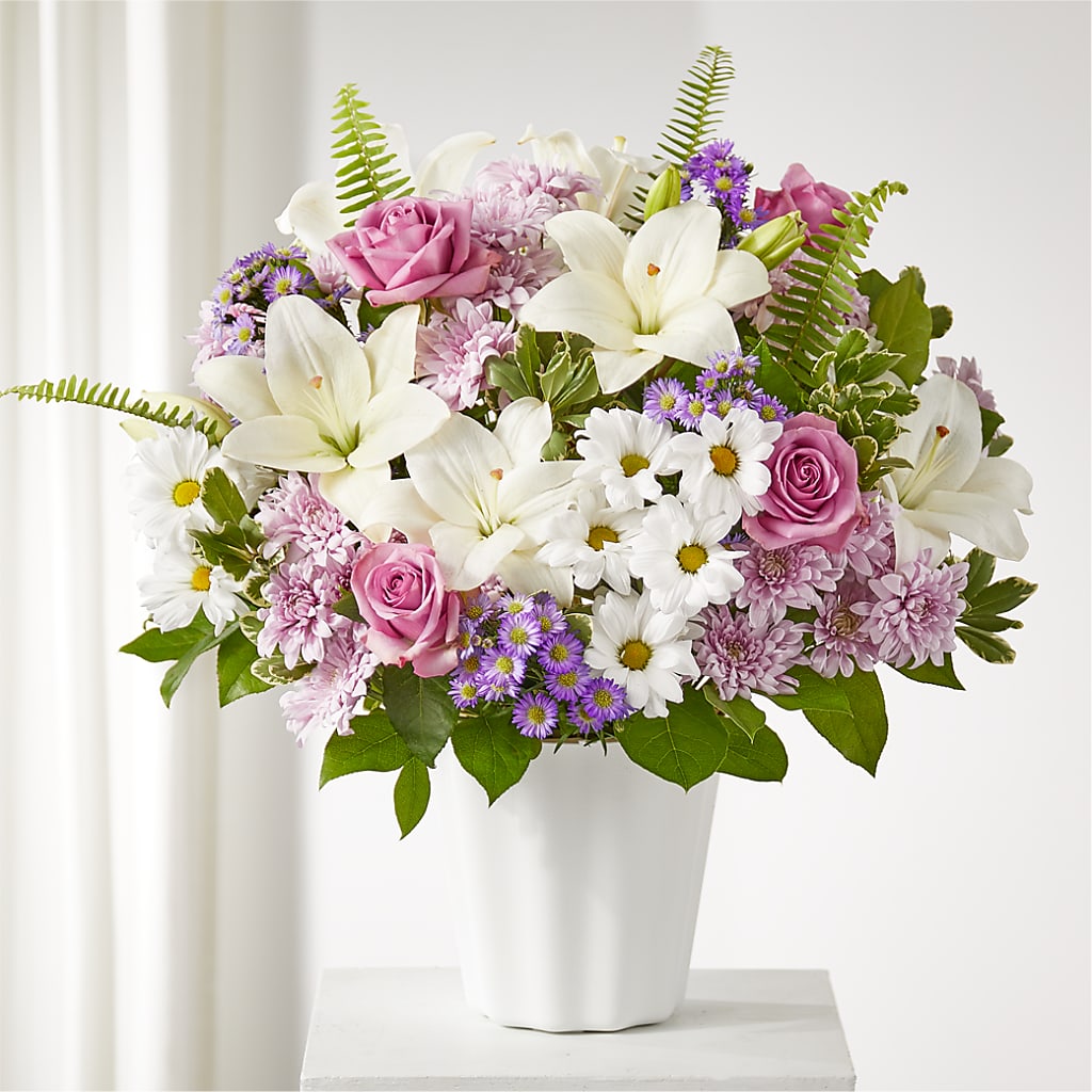 Warmest Thoughts Tabletop Basket – Oliverios Florist, Bridgeport WV