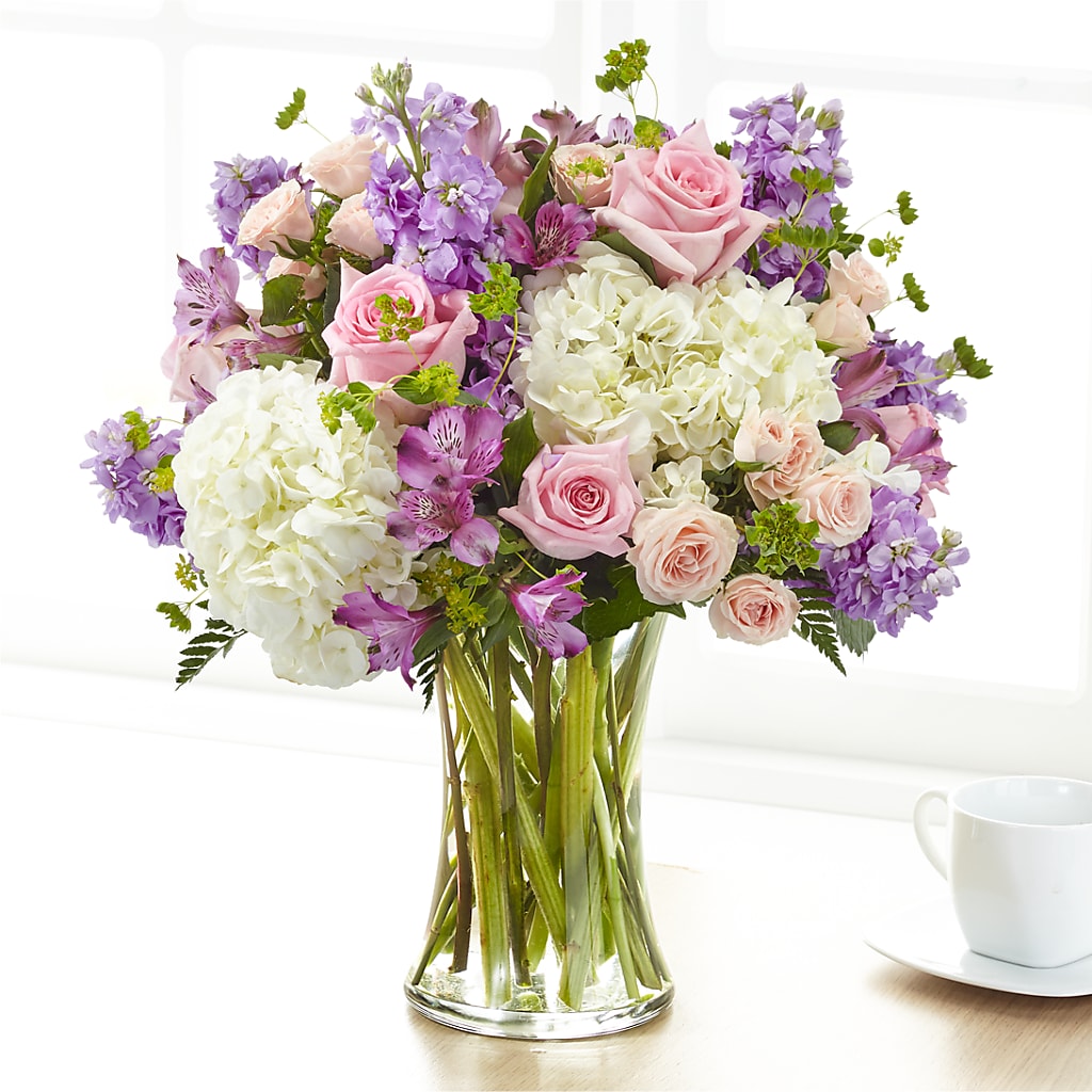 Shared Sentiment Bouquet – Oliverios Florist, Bridgeport WV