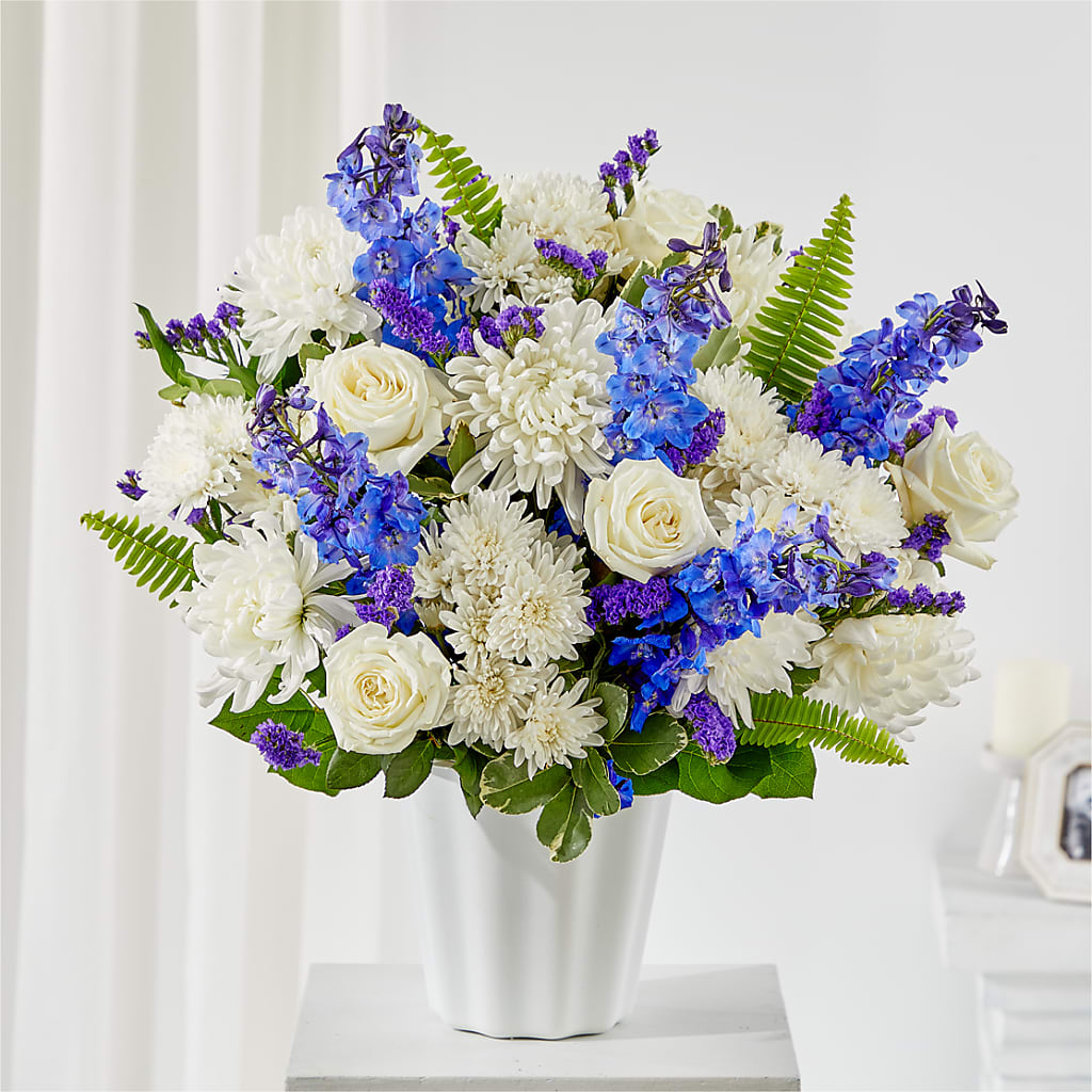 Hold Dear Tabletop Basket – Oliverios Florist, Bridgeport WV
