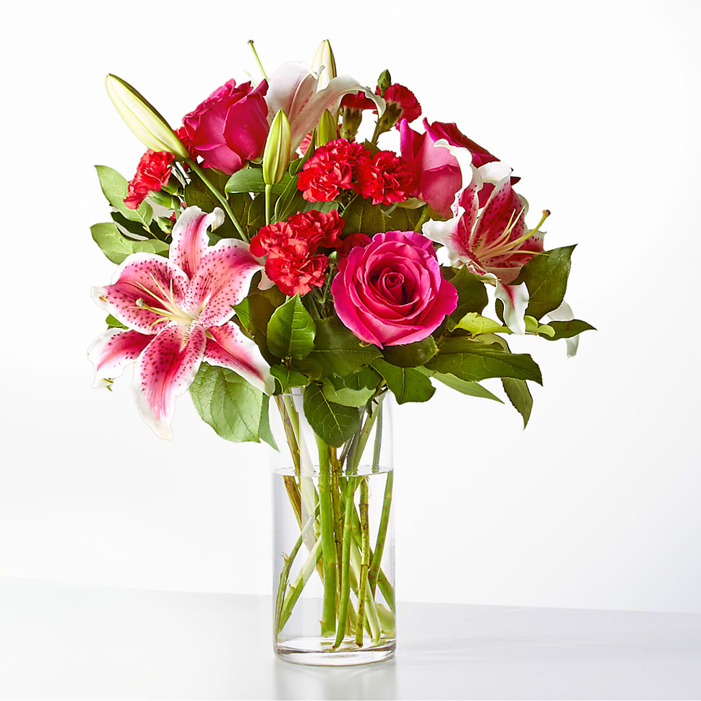 Love at First Sight Bouquet – Oliverios Florist, Bridgeport WV