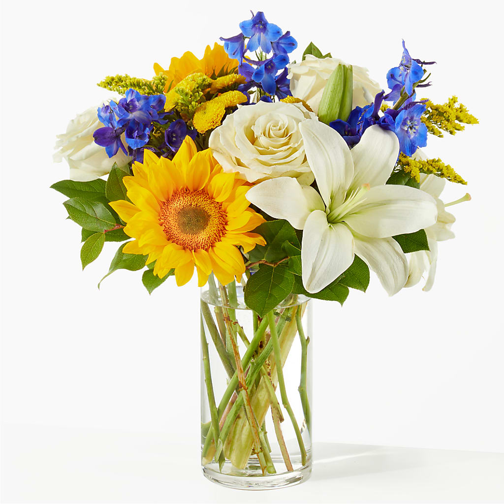 Stargazing Bouquet – Oliverios Florist, Bridgeport WV