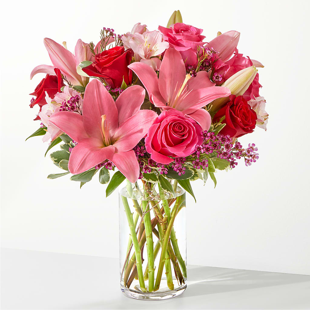 Lucky in Love Bouquet – Oliverios Florist, Bridgeport WV