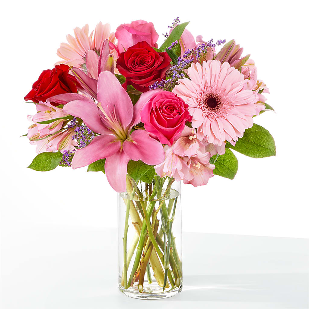 Lots of Love Bouquet – Oliverios Florist, Bridgeport WV