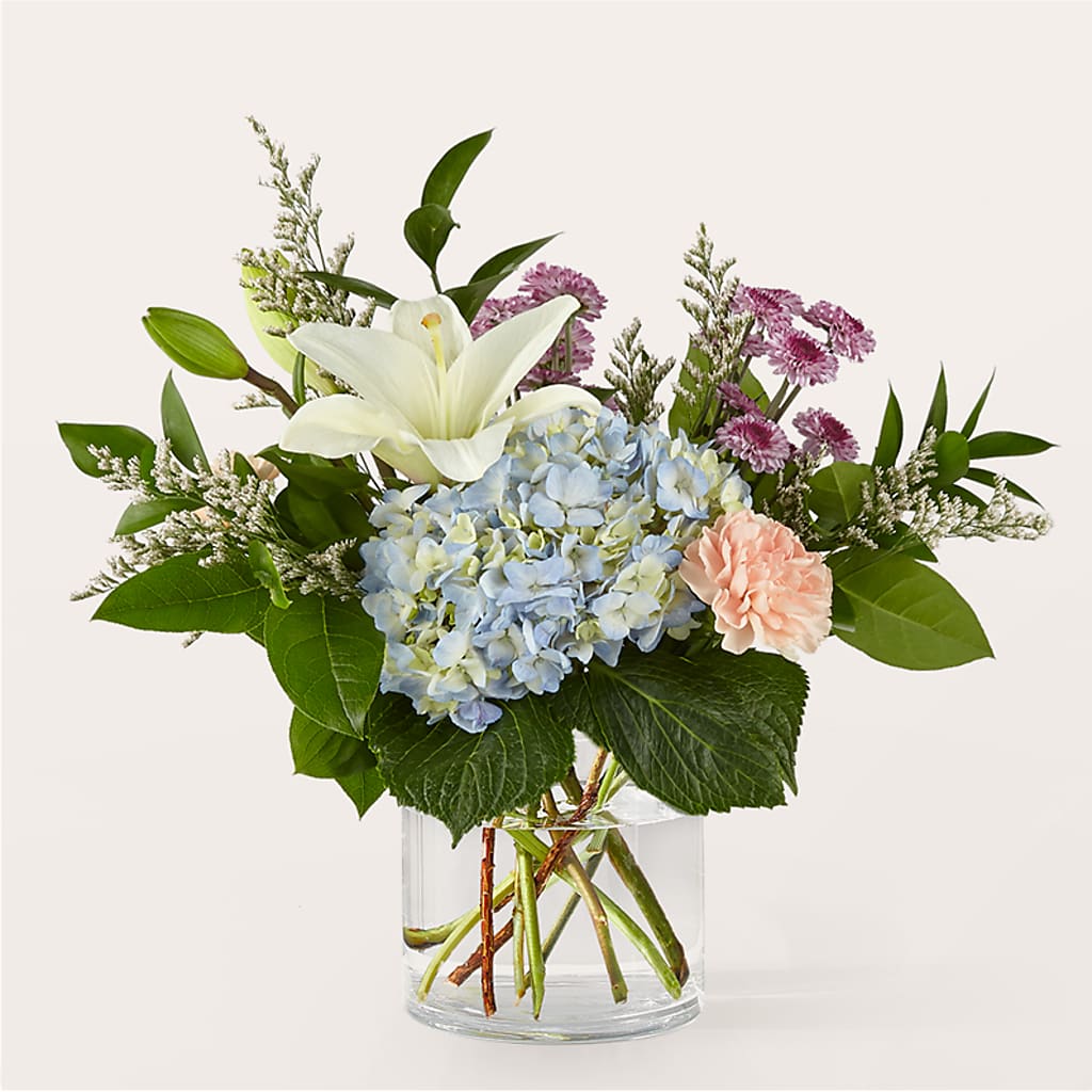 Slow Mornings Bouquet – Oliverios Florist, Bridgeport WV