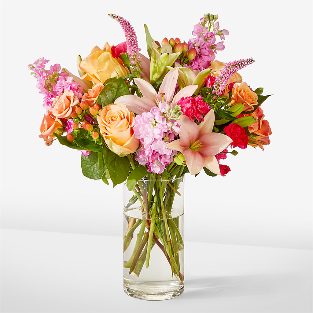 Bisous Bouquet – Oliverios Florist, Bridgeport WV
