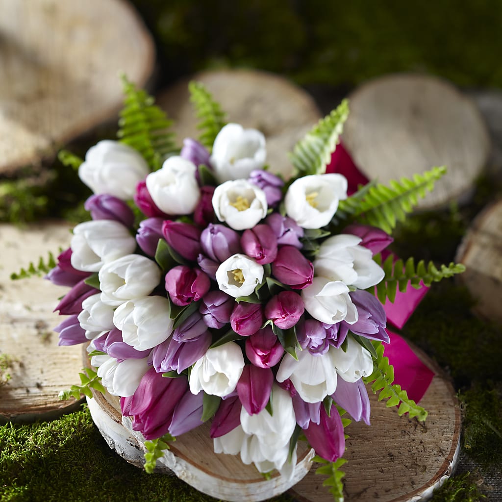 Steal My Heart Bouquet – Oliverios Florist, Bridgeport WV