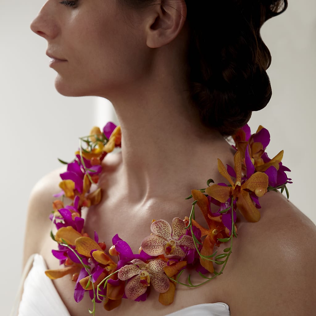 My Sweet Love Floral Necklace – Oliverios Florist, Bridgeport WV