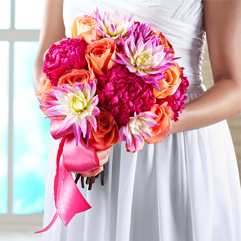 New Love Bouquet – Oliverios Florist, Bridgeport WV