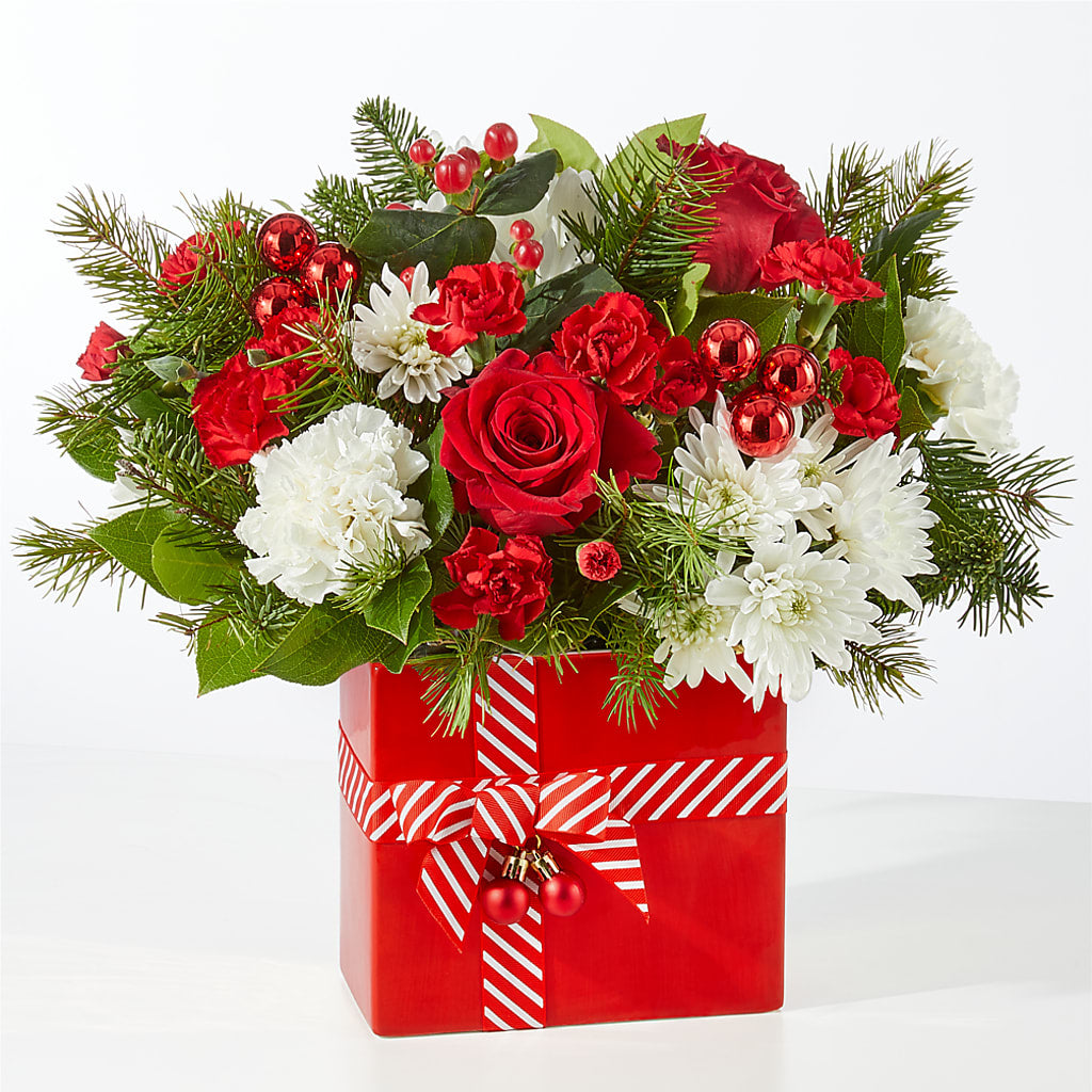 Presents Under the Tree Bouquet –  Oliverios Florist, Bridgeport WV