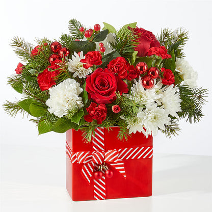 Presents Under the Tree Bouquet –  Oliverios Florist, Bridgeport WV