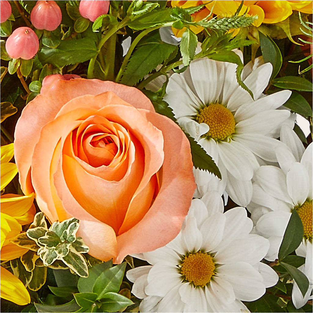 The Good Life Bouquet –  Oliverios Florist, Bridgeport WV