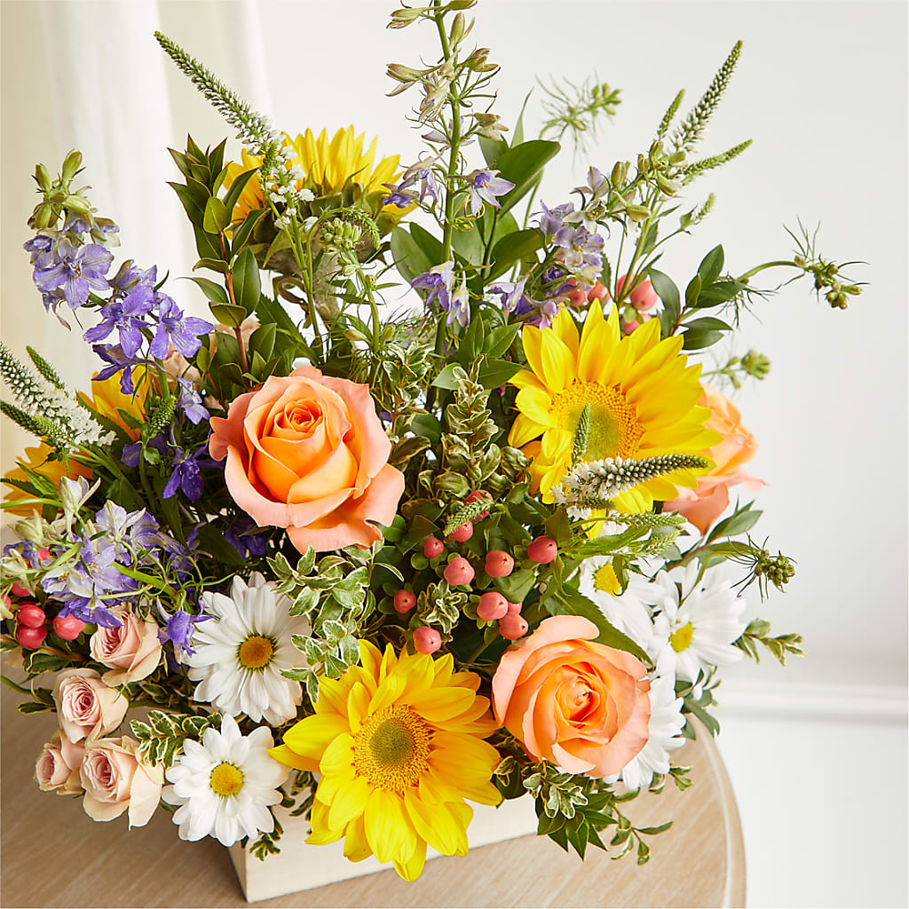 The Good Life Bouquet –  Oliverios Florist, Bridgeport WV