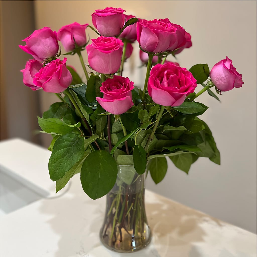 Long Stem Pink Rose Bouquet –  Oliverios Florist, Bridgeport WV