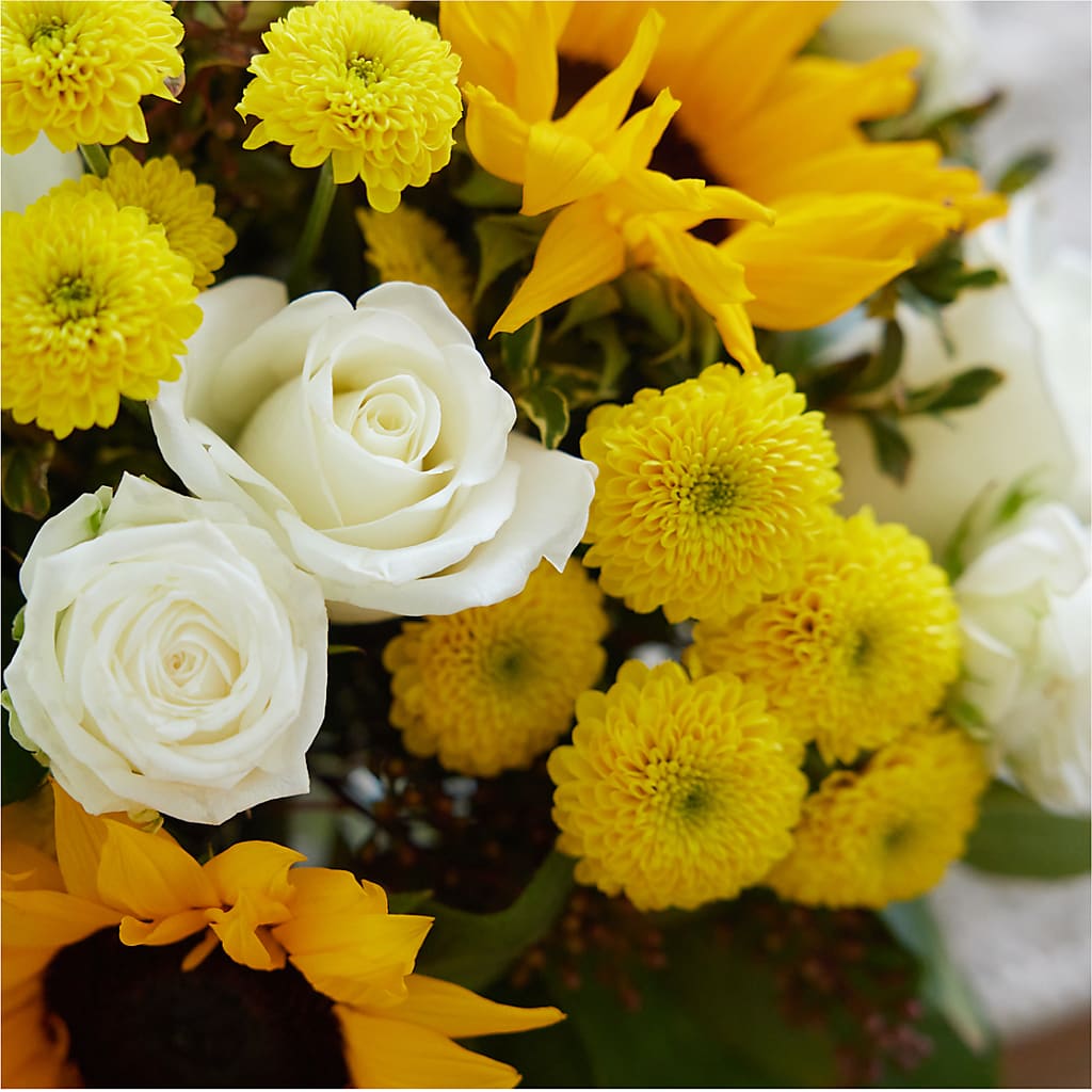 Luminous Morning Bouquet –  Oliverios Florist, Bridgeport WV