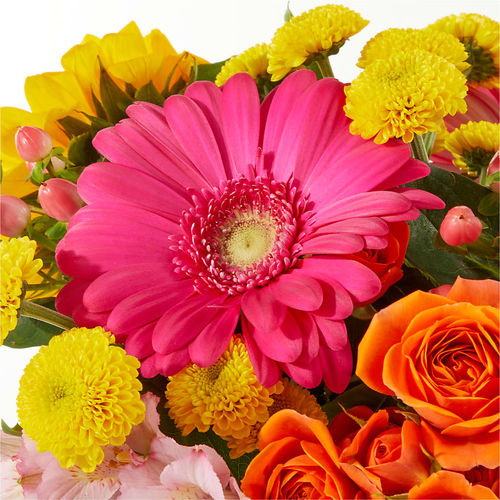 Beach Day Bouquet –  Oliverios Florist, Bridgeport WV