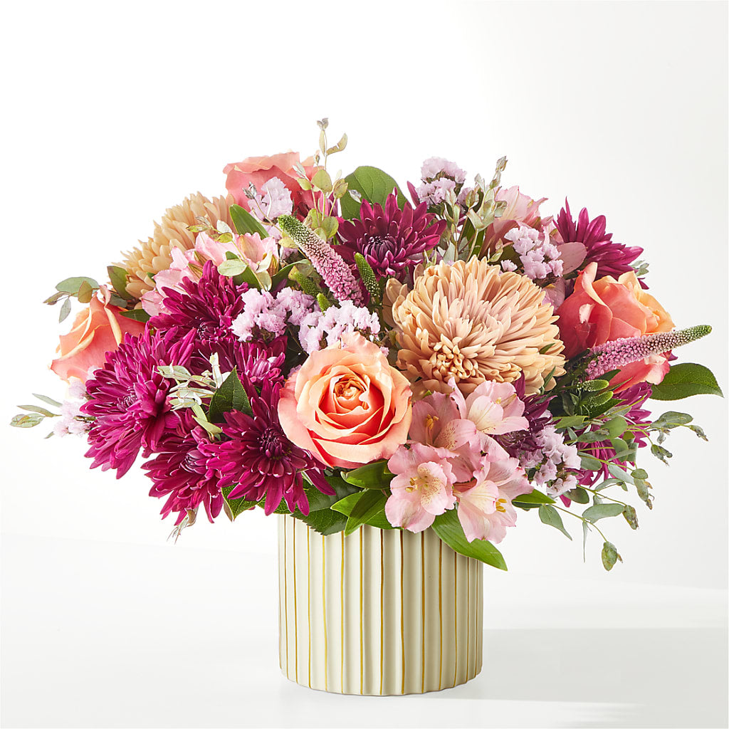 Berry Cobbler Bouquet with Ivory Vase –  Oliverios Florist, Bridgeport WV