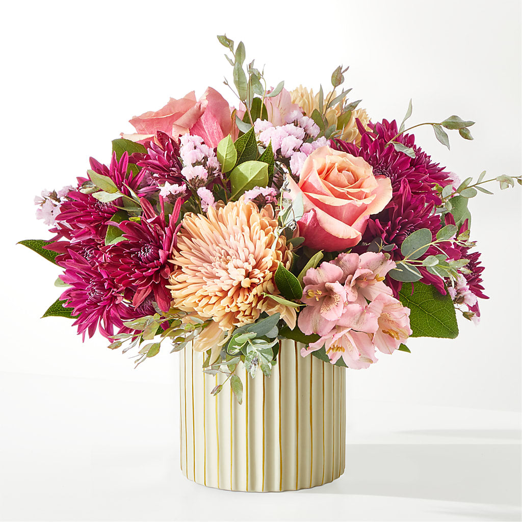 Berry Cobbler Bouquet with Ivory Vase –  Oliverios Florist, Bridgeport WV