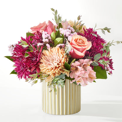 Berry Cobbler Bouquet with Ivory Vase –  Oliverios Florist, Bridgeport WV
