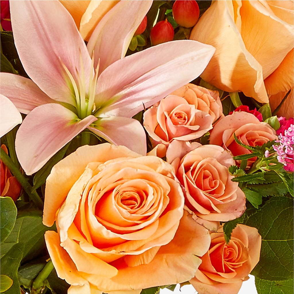 Bisous Bouquet –  Oliverios Florist, Bridgeport WV