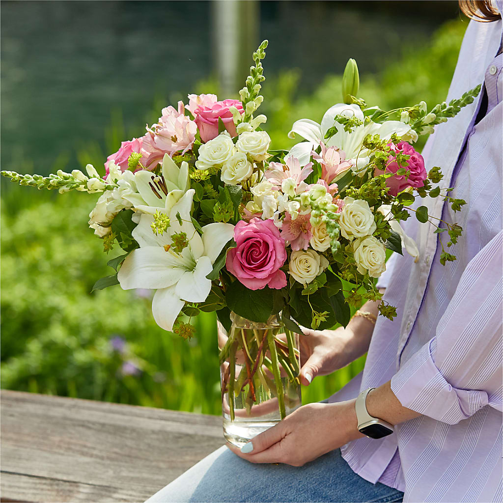 Fondly Bouquet –  Oliverios Florist, Bridgeport WV