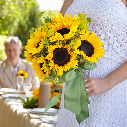 Free Spirit Bouquet –  Oliverios Florist, Bridgeport WV