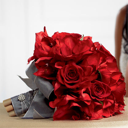 Heart's Happiness Bouquet –  Oliverios Florist, Bridgeport WV
